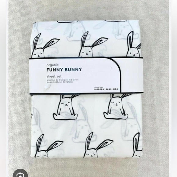 Pottery Barn twin fitted sheet teen modern 0646 white black bunny rabbit - Picture 1 of 8